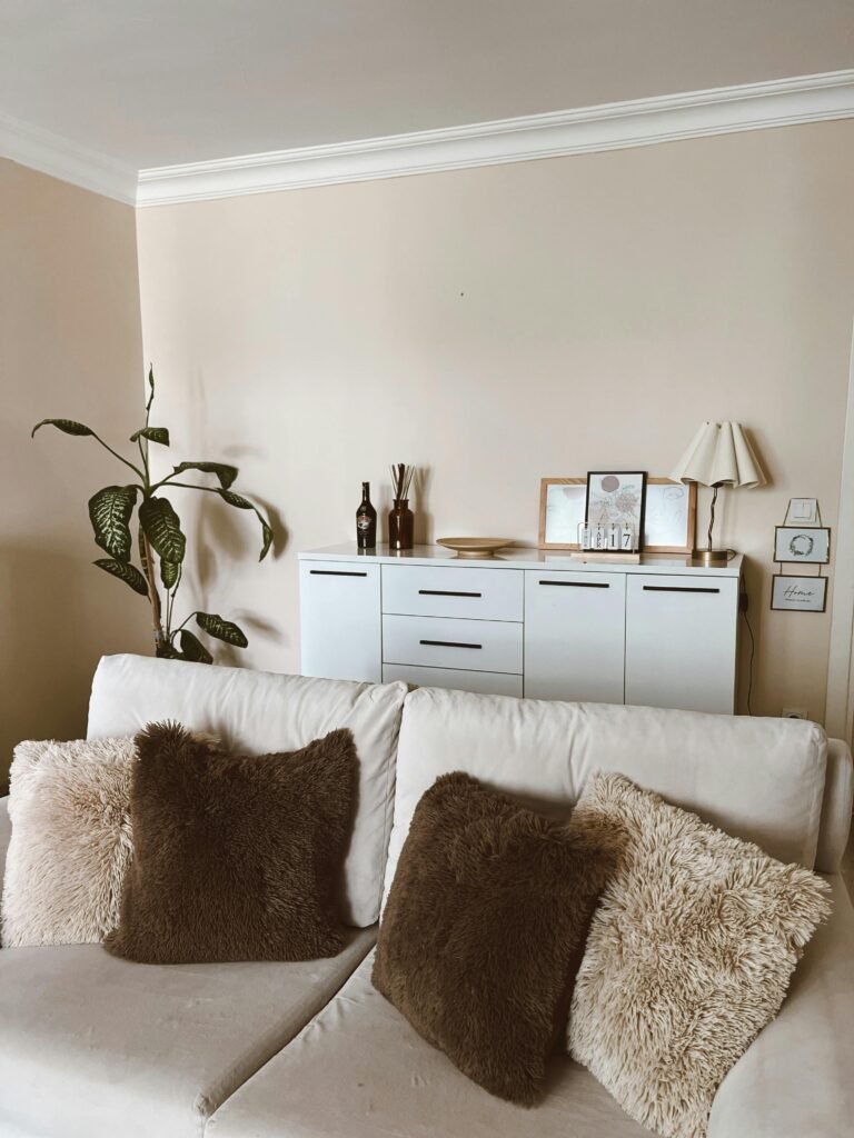 Are Longer Airbnb Stays Better? 5 Benefits for Hosts (And When to Think Twice) cozy longterm airbnb