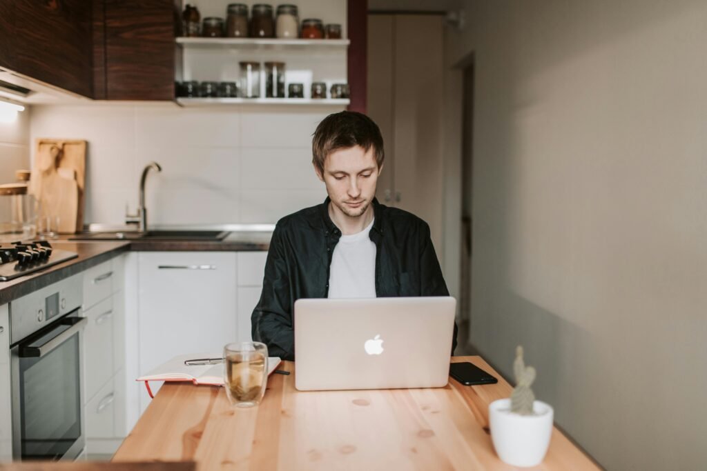 airbnb-home-office